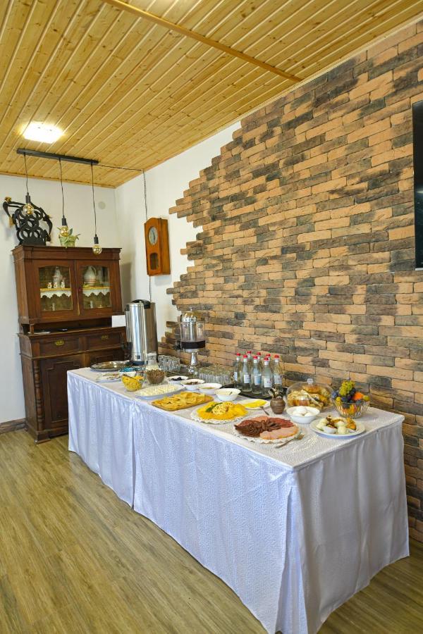Madin Eco Hotel Debed 외부 사진