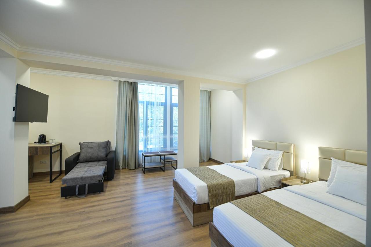 Madin Eco Hotel Debed 외부 사진