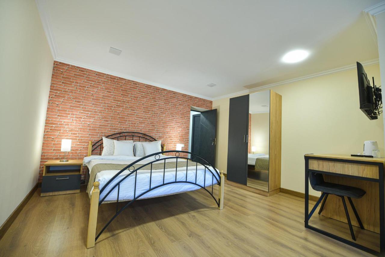 Madin Eco Hotel Debed 외부 사진